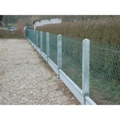 Poteau En Béton Pour Clôture - Sections 10 X 10 Cm - Longueur 2 Mètres 5 Poteau En Béton Pour Clôture - Sections 10 X 10 Cm - Longueur 2 Mètres -Meilleur Outillage Magasin 3 30