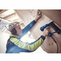 Agrafeuse Cloueuse Pneumatique - Pro PBS 151 Rapid - En Coffret Avec 200 Agrafes Et 200 Clous 5000103 10 Agrafeuse Cloueuse Pneumatique - Pro PBS 151 Rapid - En Coffret Avec 200 Agrafes Et 200 Clous 5000103 -Meilleur Outillage Magasin 5 5