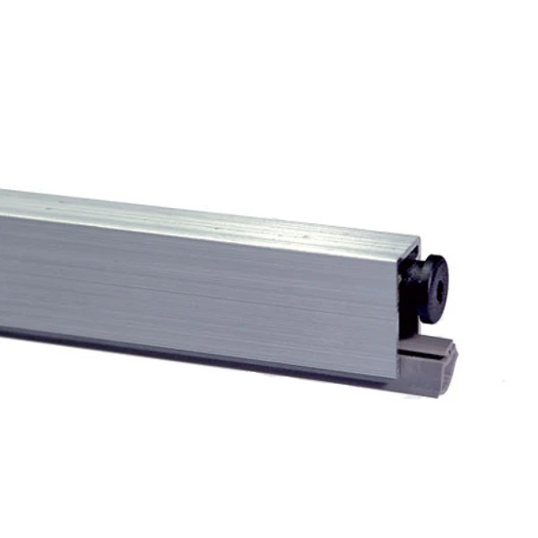 Plinthe Automatique Encastrable Fixation Simplifiée Klomini 0,73 M 1 Plinthe Automatique Encastrable Fixation Simplifiée Klomini 0,73 M