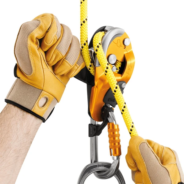 Descendeur Petzl RIG Autofreinant Compact Jaune : D021AA00 2 Descendeur Petzl RIG Autofreinant Compact Jaune : D021AA00 – Image 2