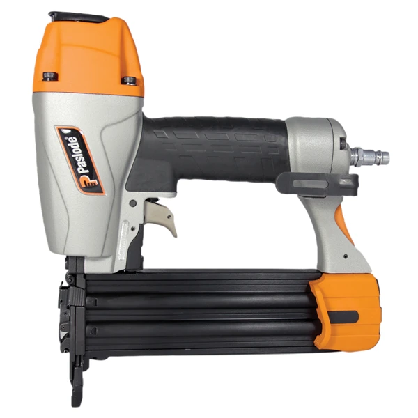 Pack Spit Cloueur FN1850.2 + Compresseur Proline 160 + Tuyau 15 M 3 Pack Spit Cloueur FN1850.2 + Compresseur Proline 160 + Tuyau 15 M – Image 3